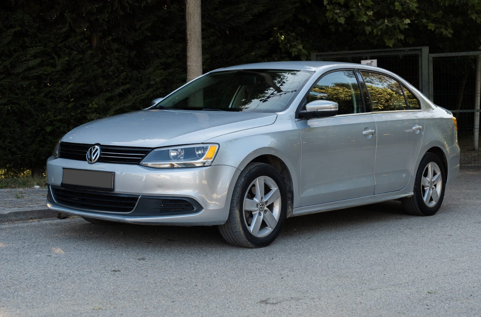 Volkswagen Jetta 2014 me qira në Tiranë — foto 3